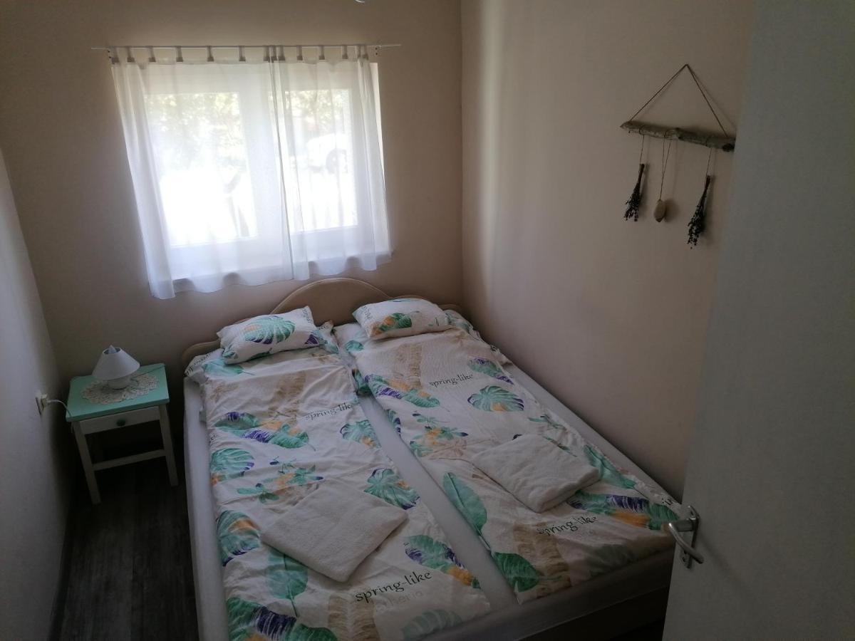 Menta Apartman Mezőkövesd Eksteriør bilde