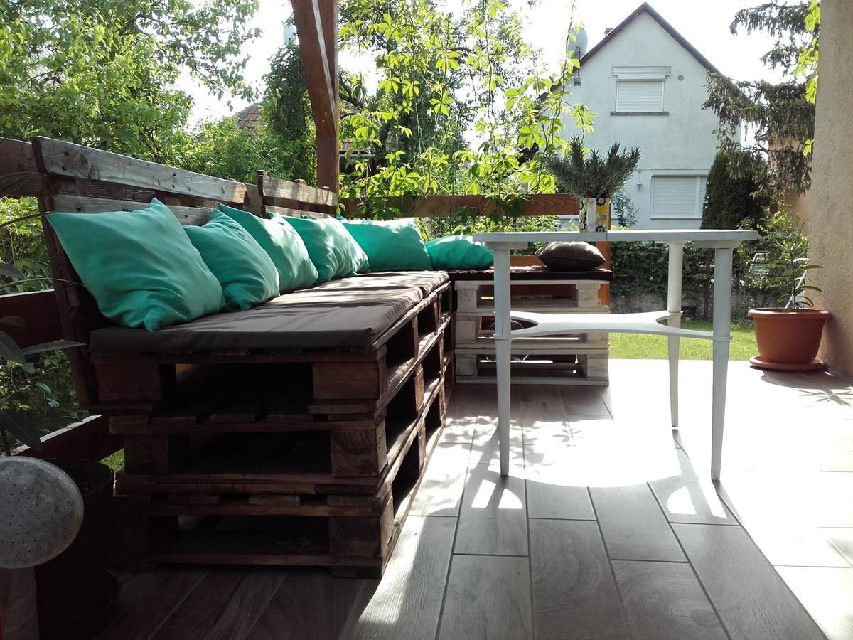 Menta Apartman Mezőkövesd Eksteriør bilde