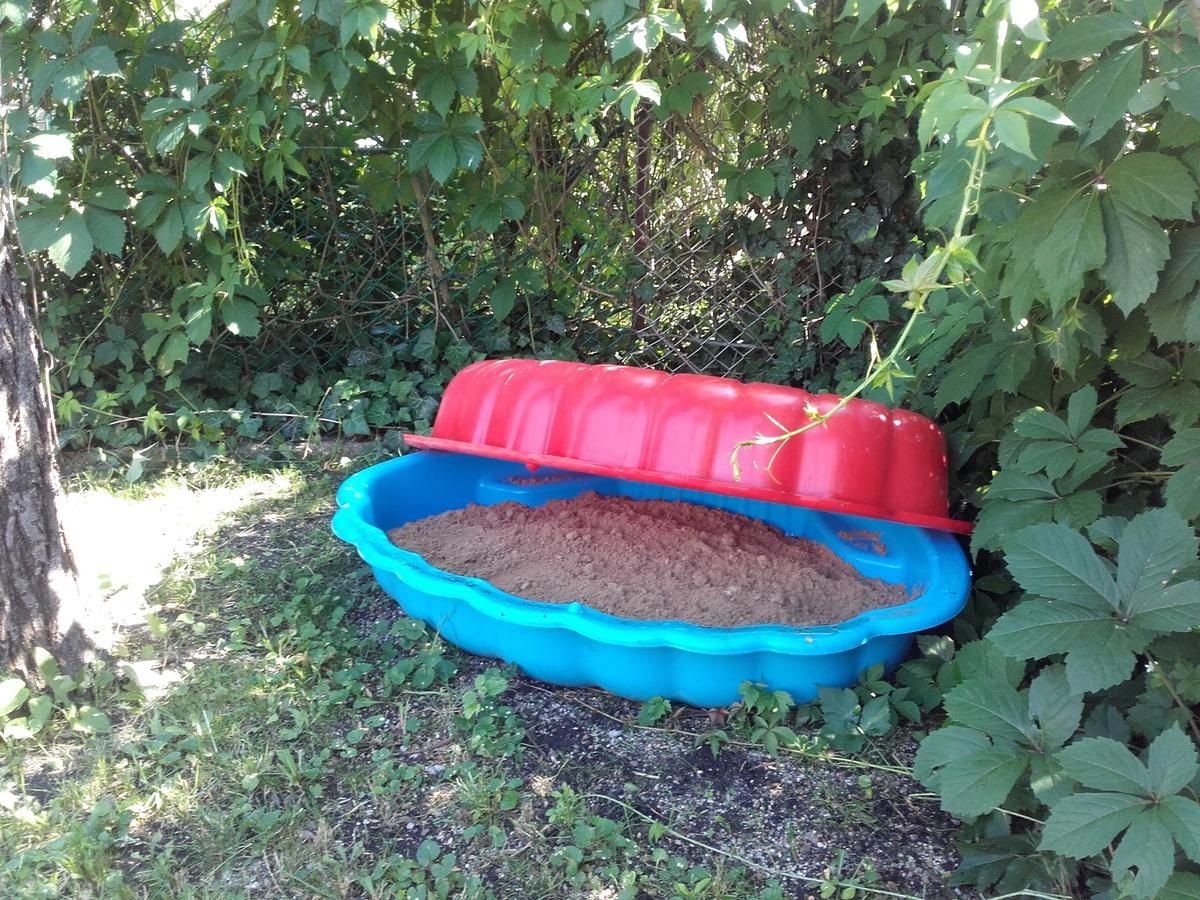Menta Apartman Mezőkövesd Eksteriør bilde