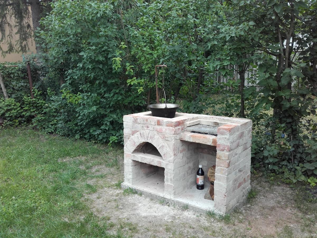 Menta Apartman Mezőkövesd Eksteriør bilde